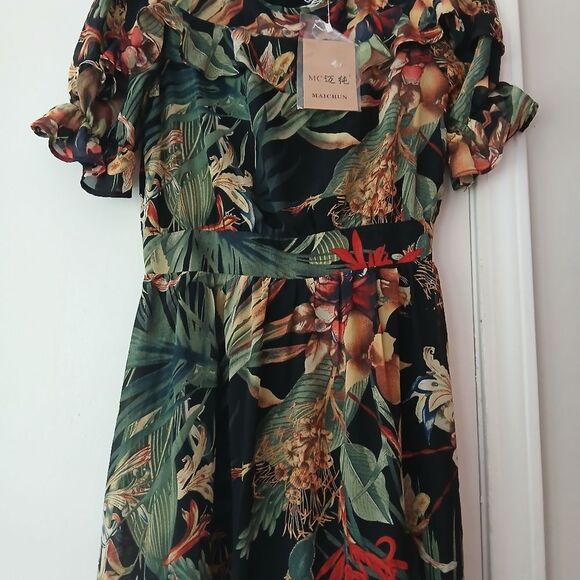 Black Red Green and Jungle Colorful Print NWT Floral Dress with Ruffles-M/L - Picture 6 of 10